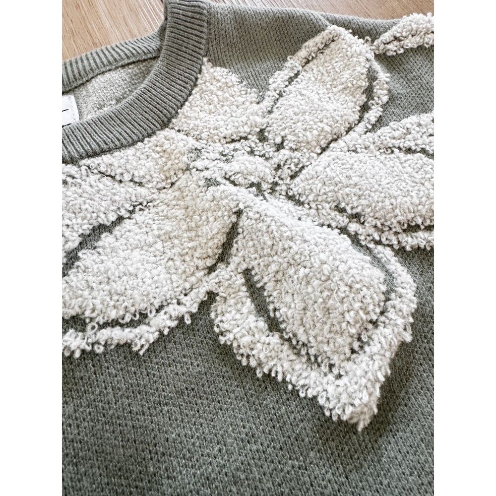 Nicole Miller Sage Cream Floral Sweater Coastal Grandma Embroidered Knit Top S - Picture 3 of 11